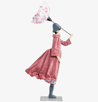 Foto: Dekorativ bordslampa kvinnofigur med blommig skärm