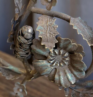 Fransk ljusstake med blomsterdekor Chic Antique Ljusstakar Adventsstakar Ljushållare Ljushyllor