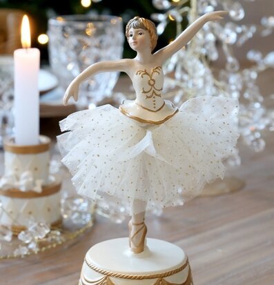 Speldosa Ballerina med Tyllkjol Antik Creme Chic Antique Övrig prydnad/dekoration för inredning innemiljö