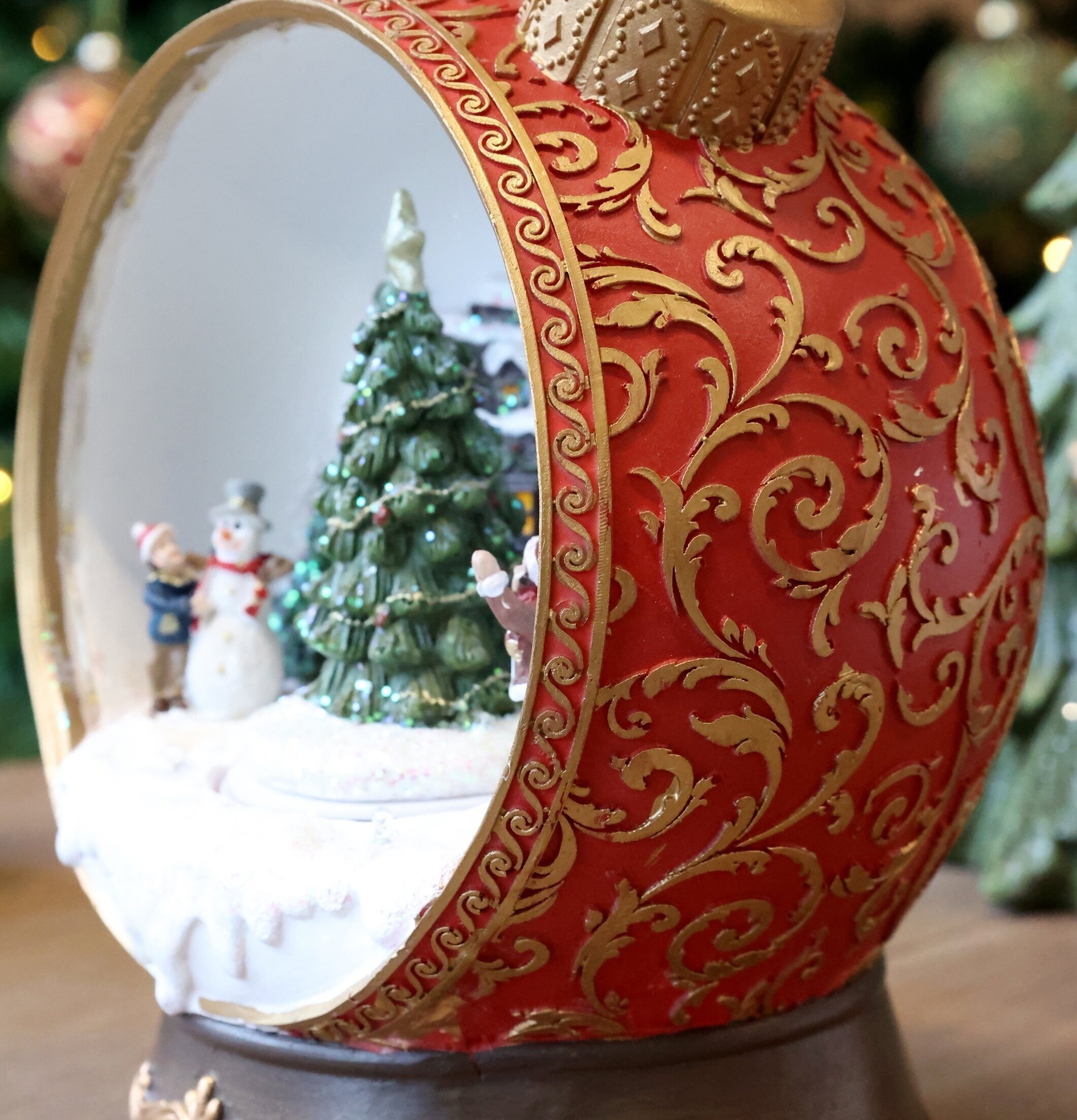 Noël Speldosa Julkula Vinterby LED Cherry 23 cm Chic Antique Övrig prydnad/dekoration för inredning innemiljö