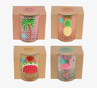 Bild av färgglada tumblerglas med tropiska motiv