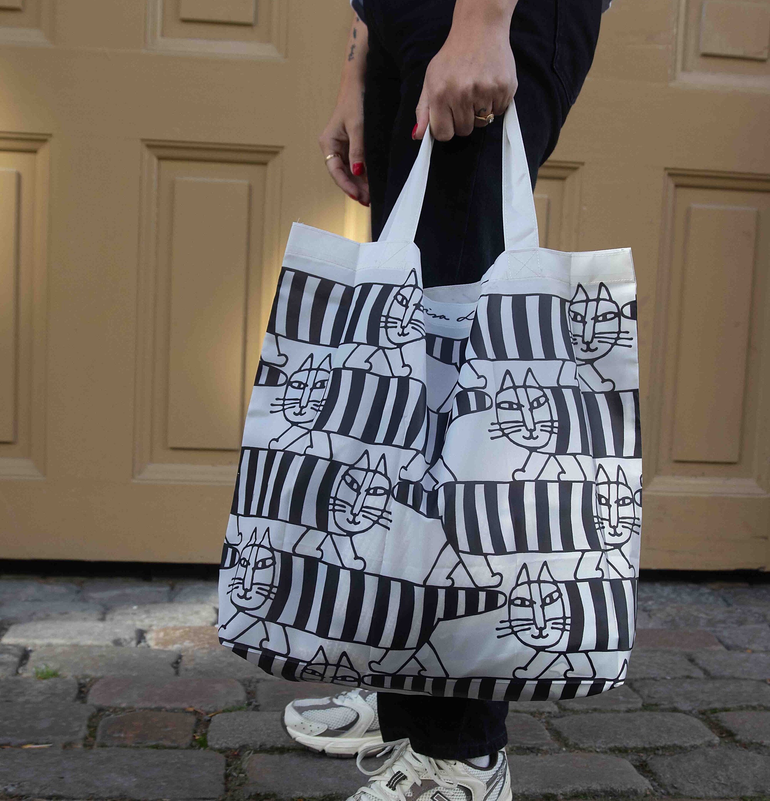 Shoppingväska Lisa L. Mikey Pluto Produkter Väskor