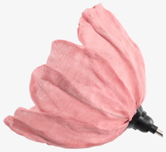 Foto: Rosa veckad lampskärm i textil med hållare