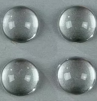 Bild av eleganta, polerade dekorationsstenar i gråskala