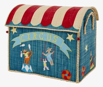 Bild av stor korg med cirkustema och färgglad design