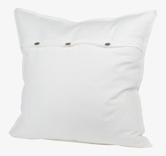 Bild av kuddfodral i off-white med knappar och bomullstyg