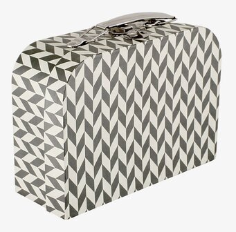 Bild av väska i svartvit design med geometriskt mönster