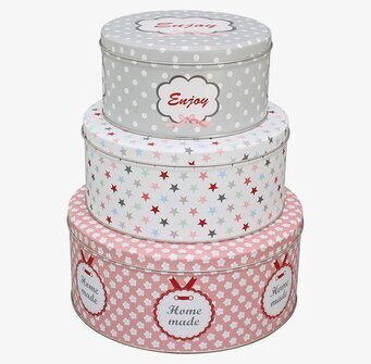 Bild av tre dekorativa och praktiska plåtaskar för hemmet