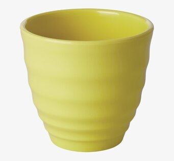 Bild av pastellgul mugg med japansk designinspiration