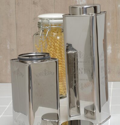 Bild av stilrena och funktionella köksförvaringslösningar