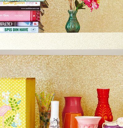 Bild av hemtrevlig och färgglad stil med kreativitet