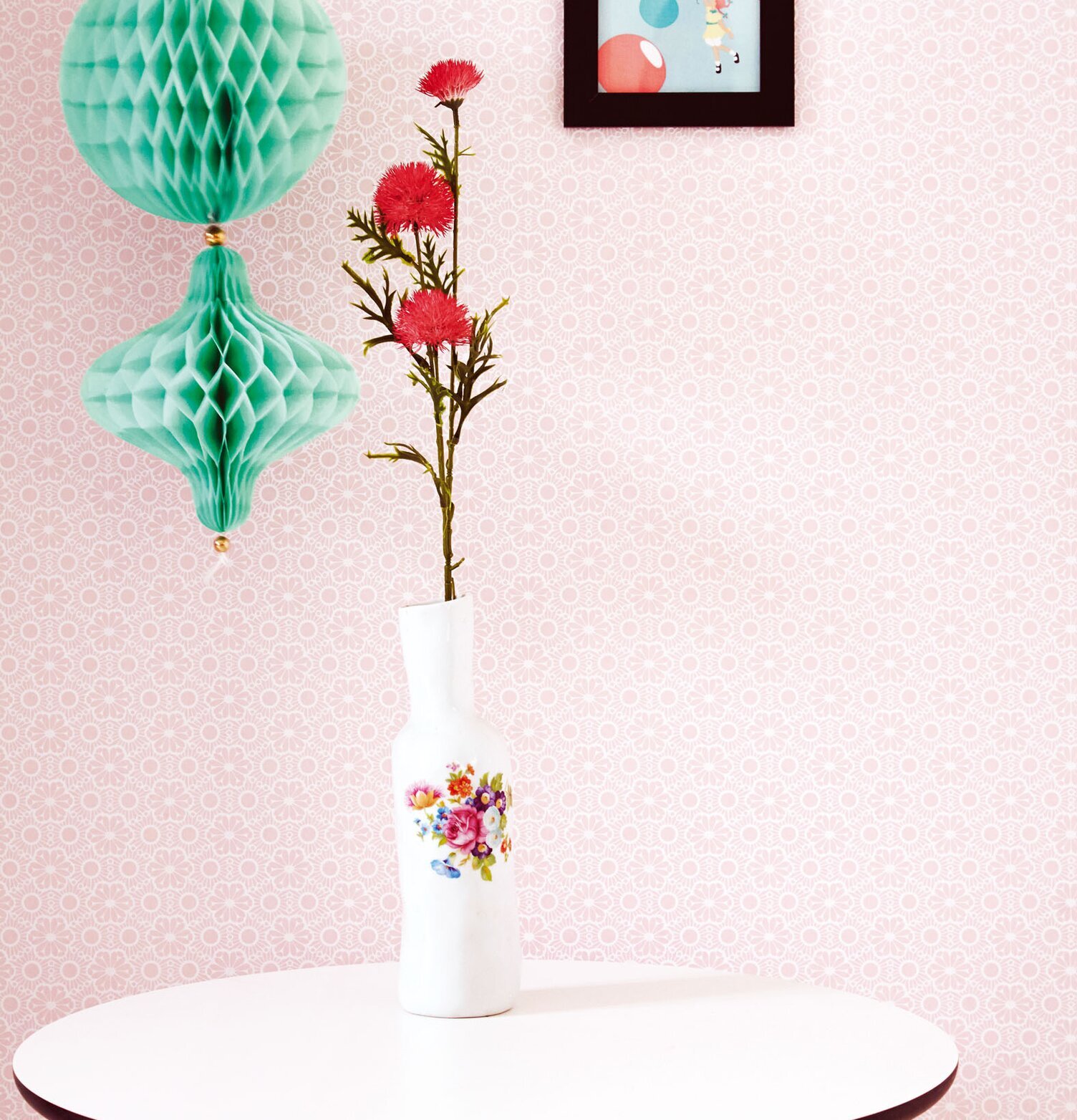 Bild av harmonisk inredning med kreativ design och stil