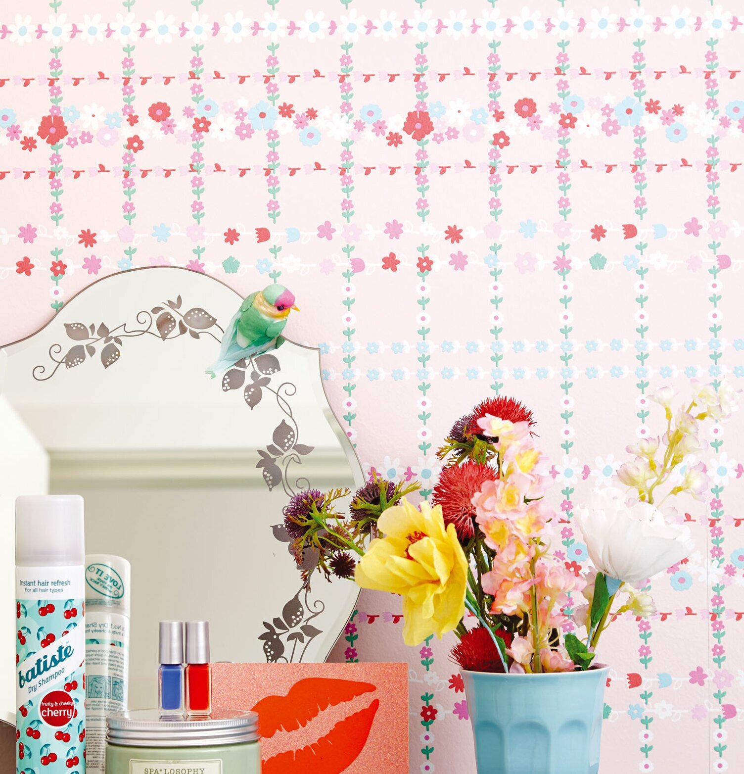 Tapet Rice från varumärket Rice med färgglatt blommönster