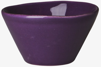 Foto av lila dippskål med stilren och praktisk design