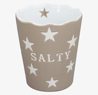Bild av stilren mugg med stjärnmönster och texten SALTY