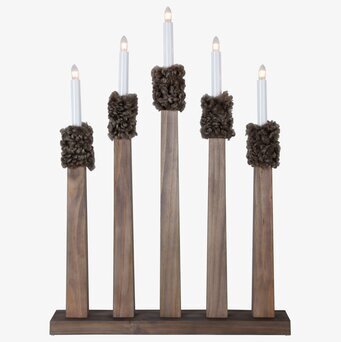 Bild av elegant ljusstake med fem ljusarmar i trä