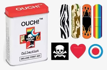 Bild av färgstarkt första hjälpen-kit med unika mönster