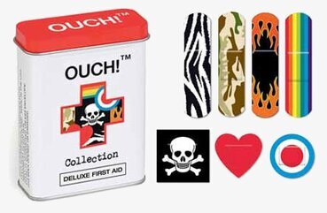 Bild av färgstarkt första hjälpen-kit med unika mönster