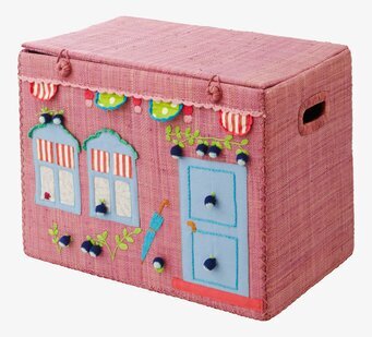 Bild av unik förvaringskorg med husmotiv och detaljer