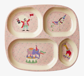 Bild av färgglad barntallrik med cirkustema och sektioner