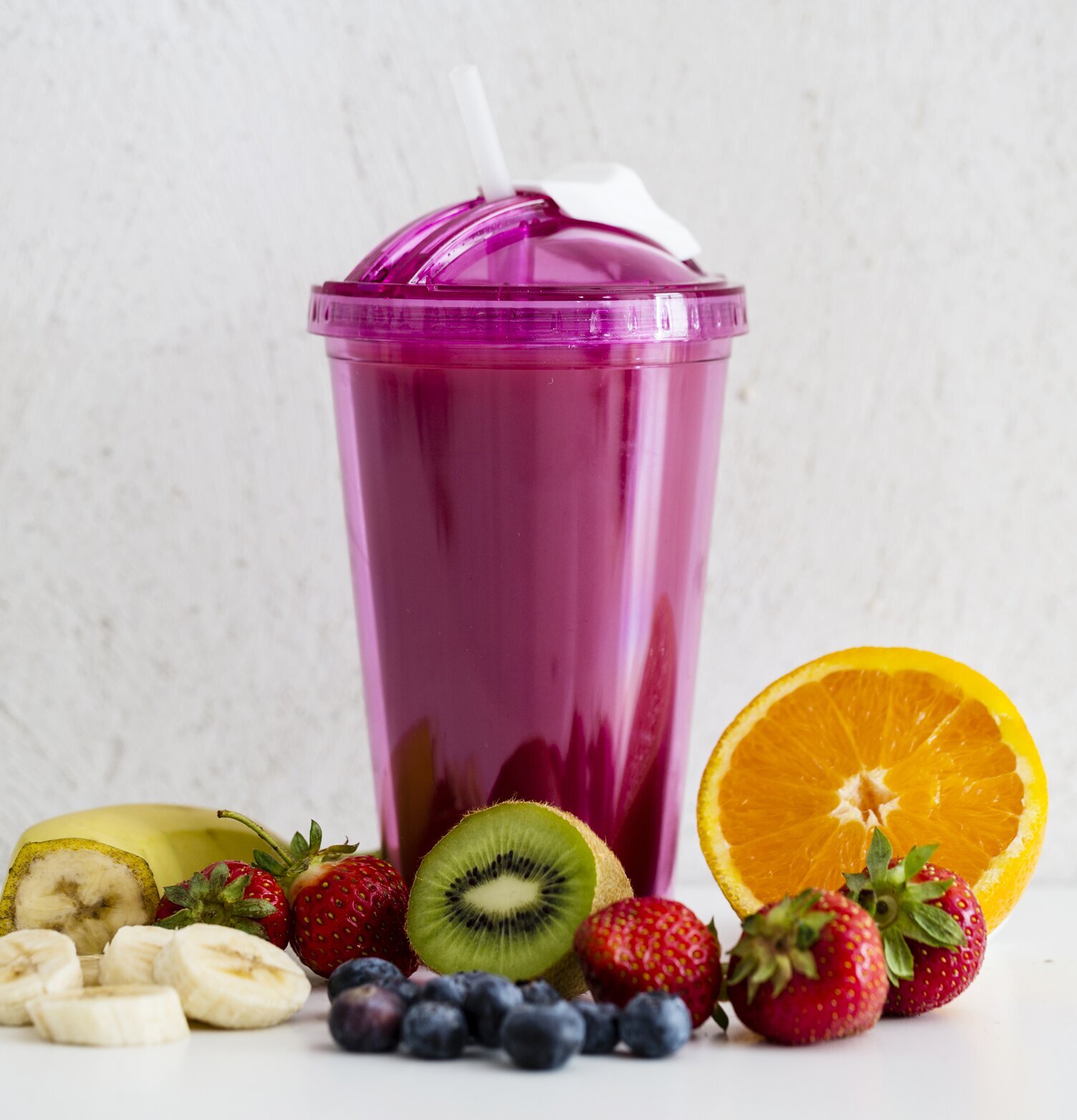 Smoothie Mugg Rosa från Sagaform med frukt och smoothie