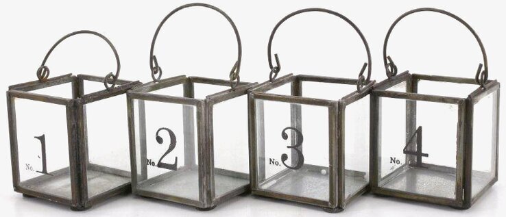 Bild av stilrena fyrkantiga ljuslyktor med numrering