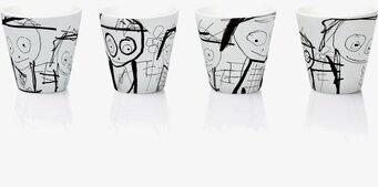 Bild av fyra äggkoppar med unik konstnärlig design