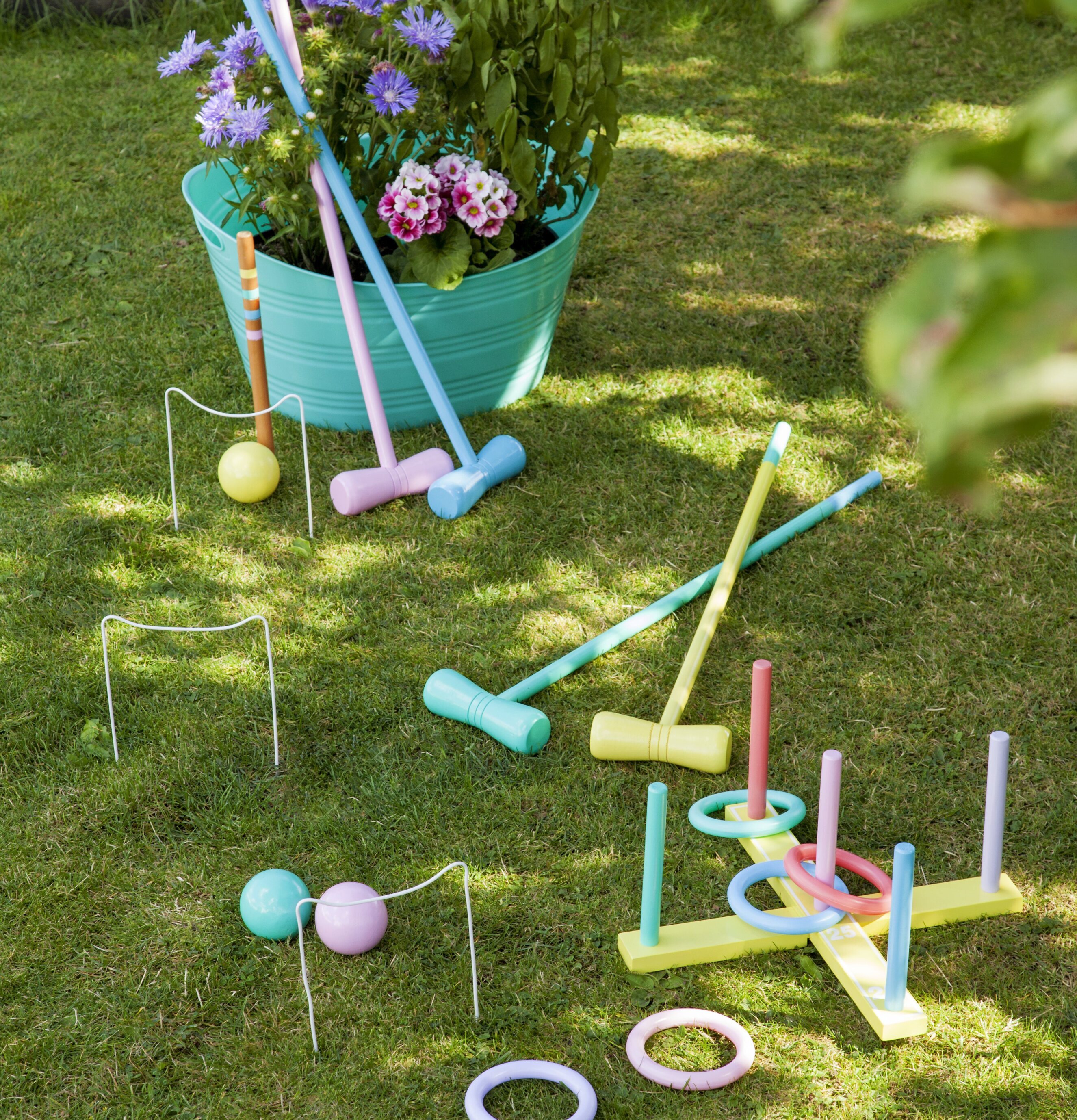 Krocketspel från Rice med pastellfärgade klubbor och bollar