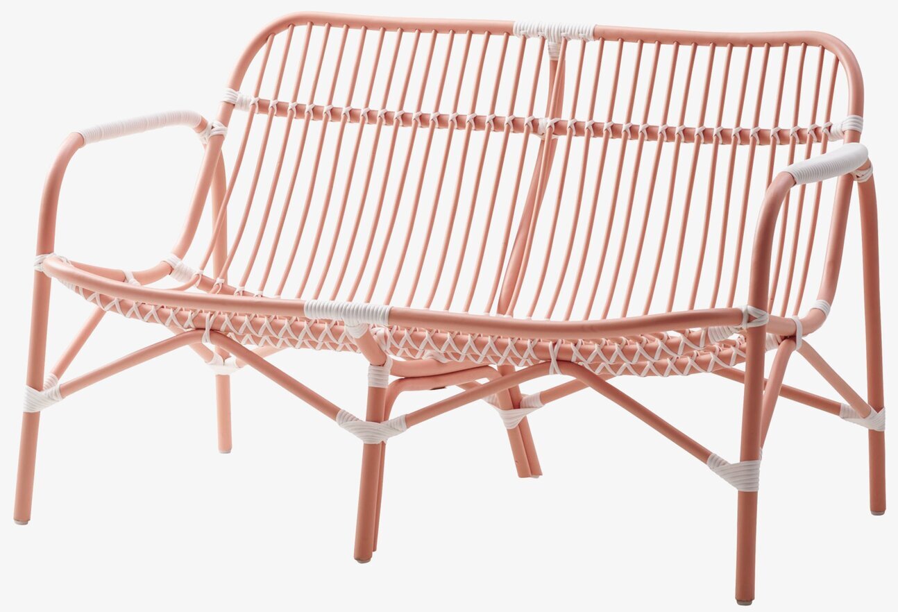 Cane 2 Seater Sofa Soft Coral från Rice i ljus miljö