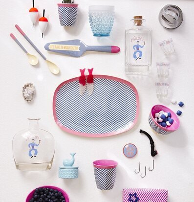 Bild av färgglada köks- och dekorationstillbehör