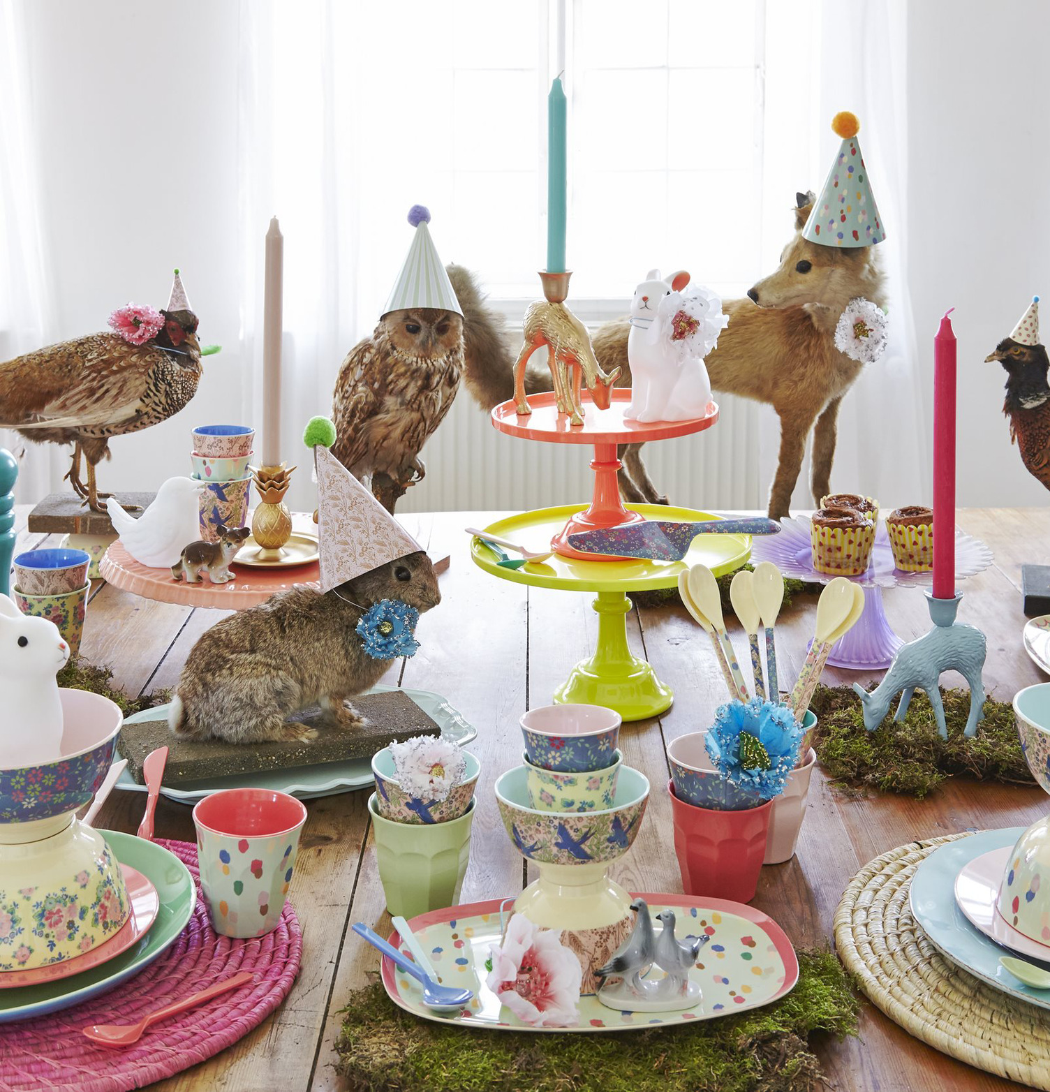 Skål Flower Field Print från Rice på festligt dukat bord