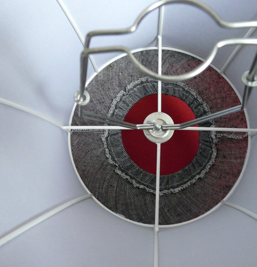 Lampskärmsfäste från Kehikkotuote Finland i metall