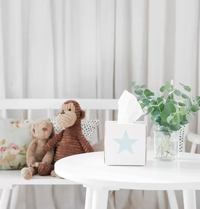 Bild av harmonisk hemmiljö med dekorativa detaljer