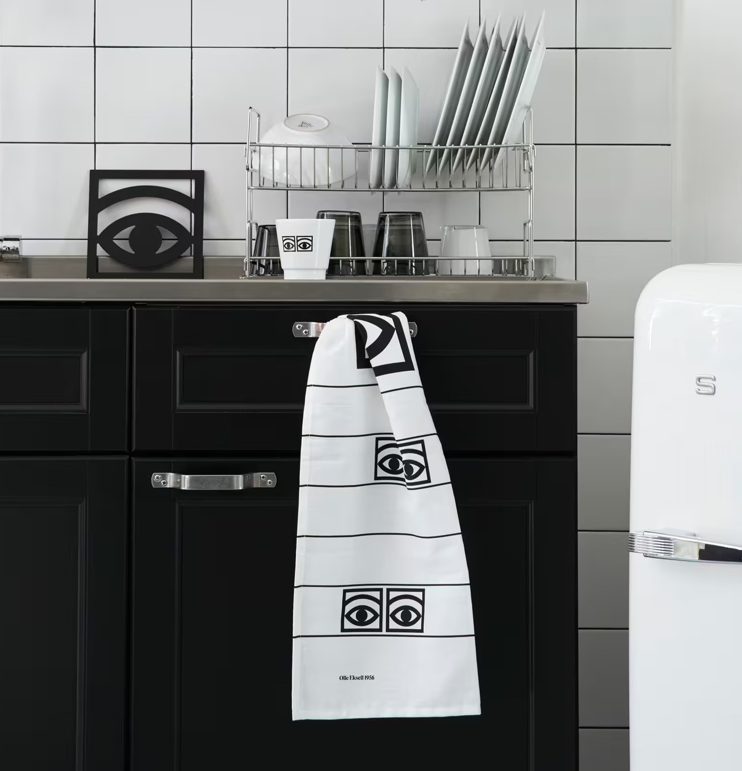 Kökshandduk Ögon Cacao Vit från Olle Eksell i köksmiljö