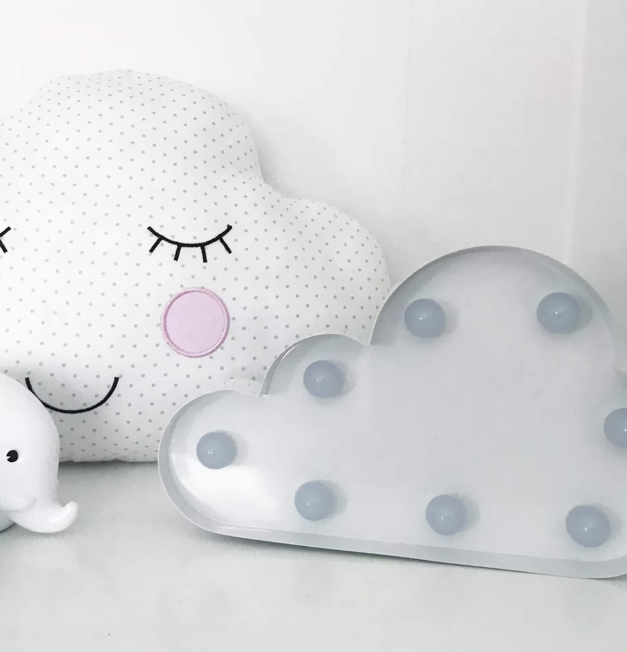 Bild av lekfull och stilren design för barnrum