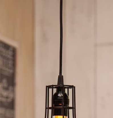 Bild av elegant lampa med industriell och modern stil