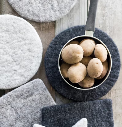 Bild av stilfulla köksaccessoarer i nordisk design