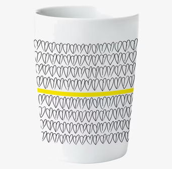 Bild av stilren termomugg med hjärtmönster och färg