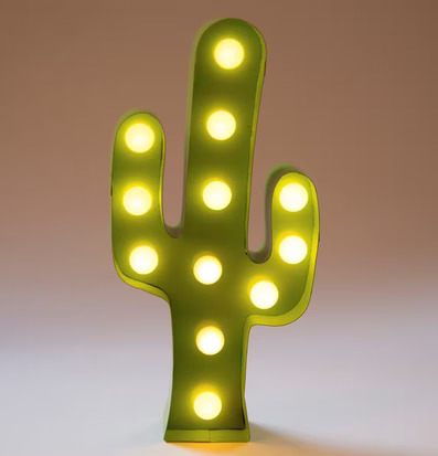 Bild av kreativ och dekorativ LED-lampa i kaktusform