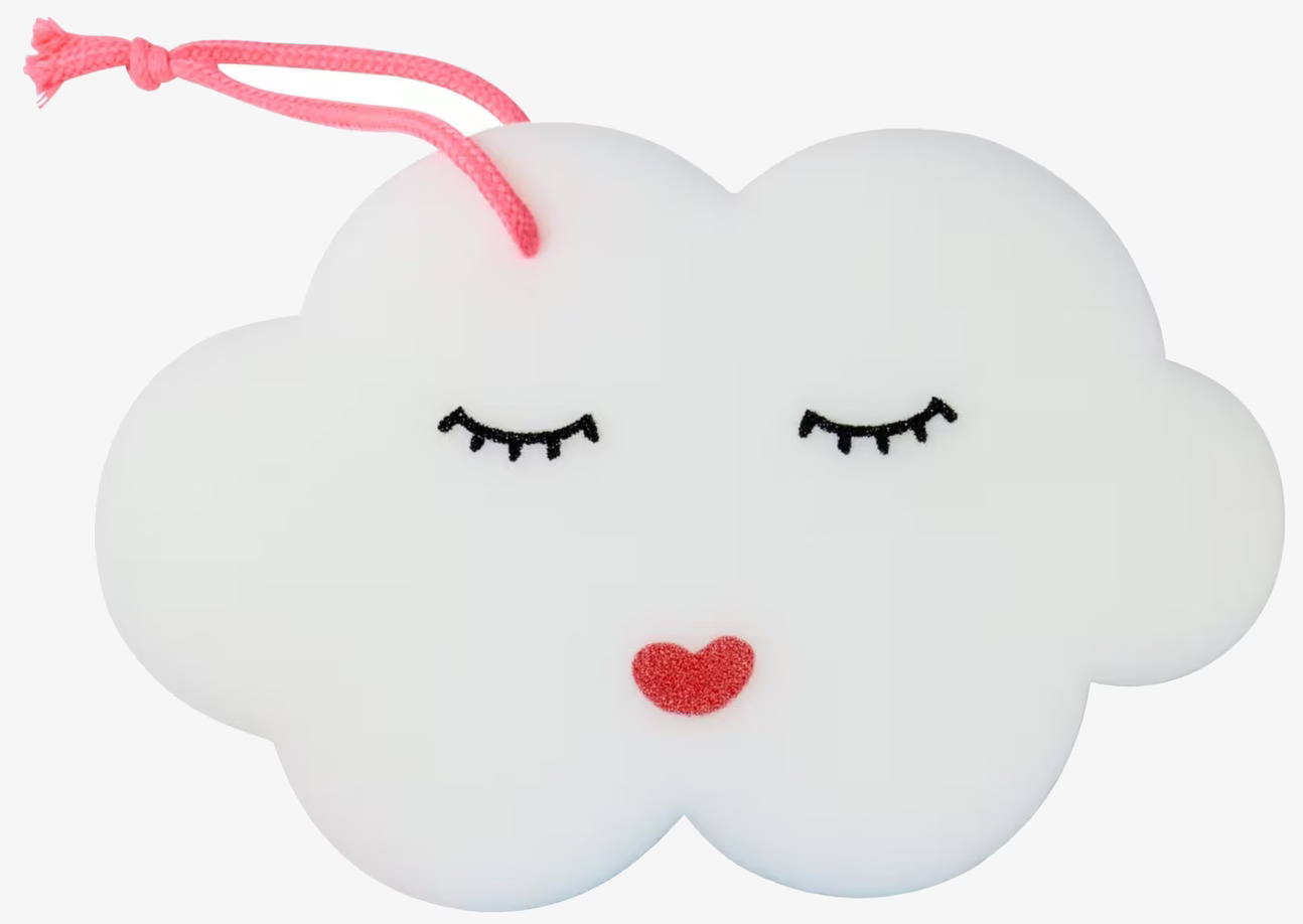 Bild av tvättsvamp formad som ett moln med ansikte