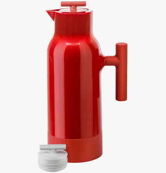 Foto av stilren röd kaffekanna med modern design