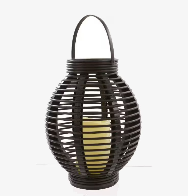 Bild av klotformad lanterna med LED-ljus och elegant design