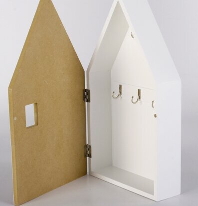 Bild av stilrent och funktionellt nyckelskåp i trä