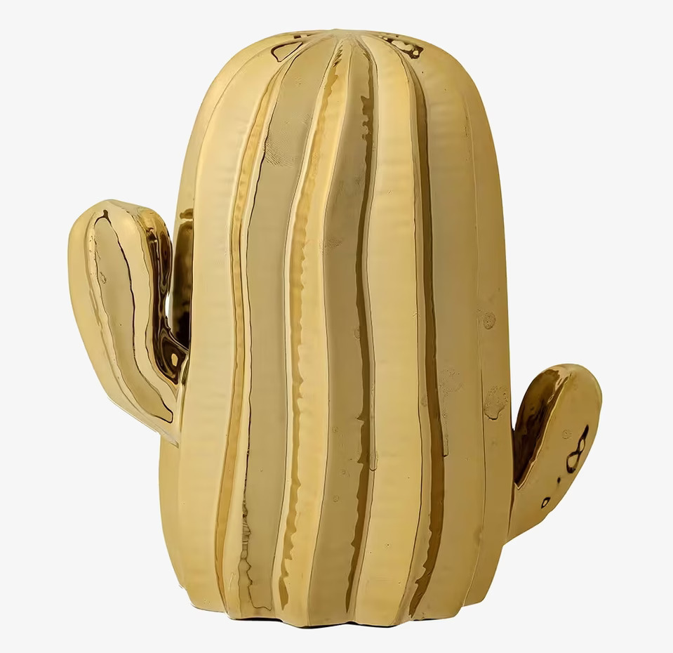 Bild av dekorativ gyllene kaktus med modern stil