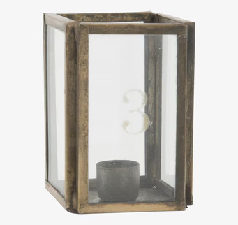 Bild av fyrkantig adventsljusstake i mässing