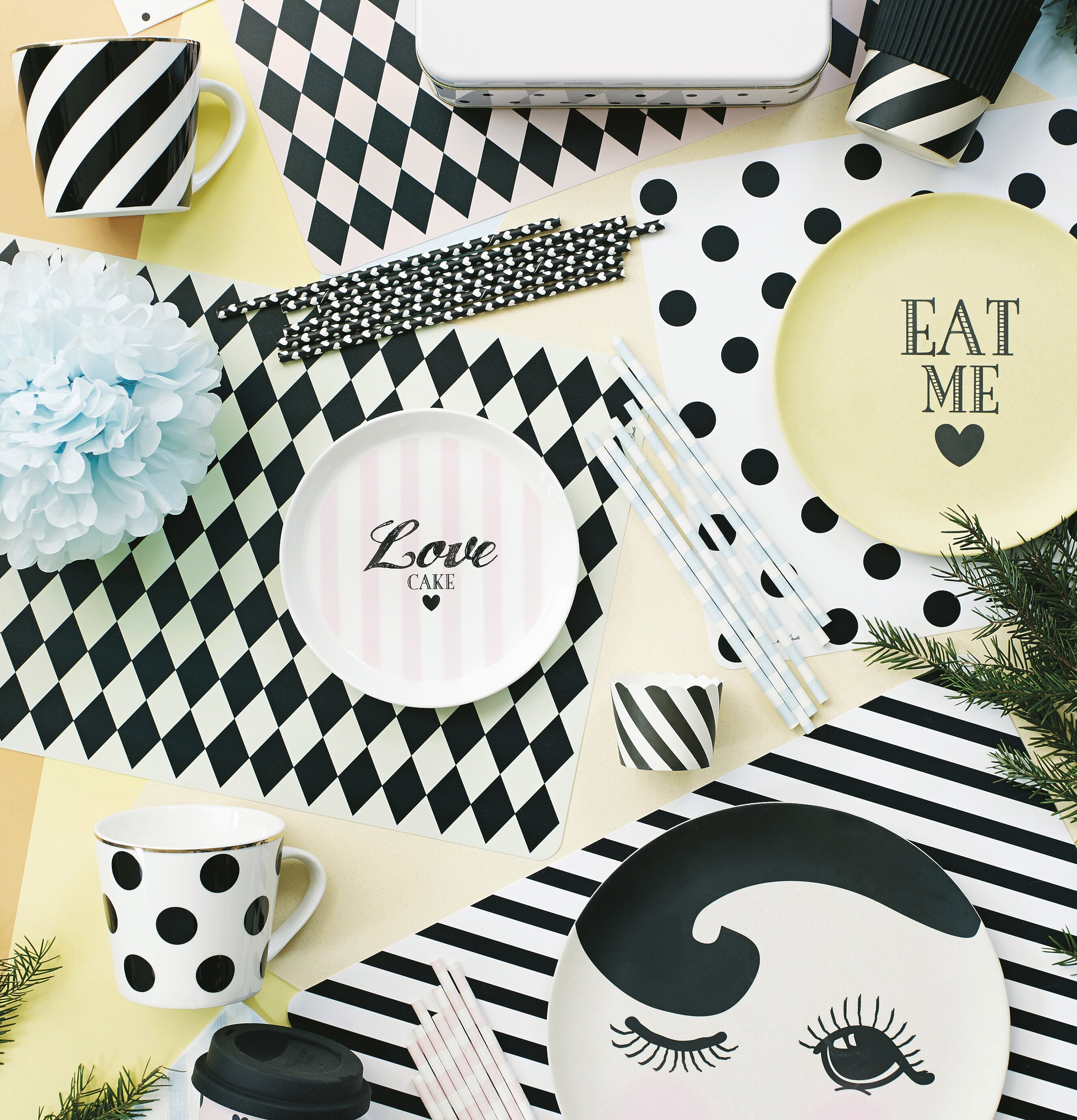 Skålar Black/White Dots 3-Pack från Miss Etoile i kök