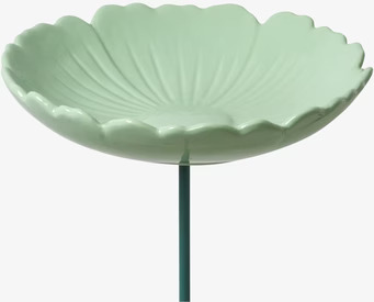 Bild av fågelbad i pastellgrön keramik för trädgården