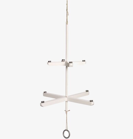 Bild på stilren och funktionell vit ljuskrona i hemmet